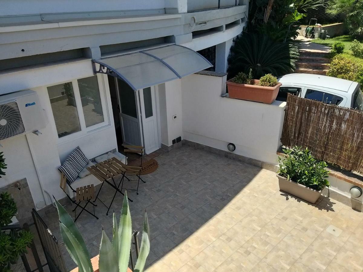 Residenza Don Camillo Villa Mondello Eksteriør billede